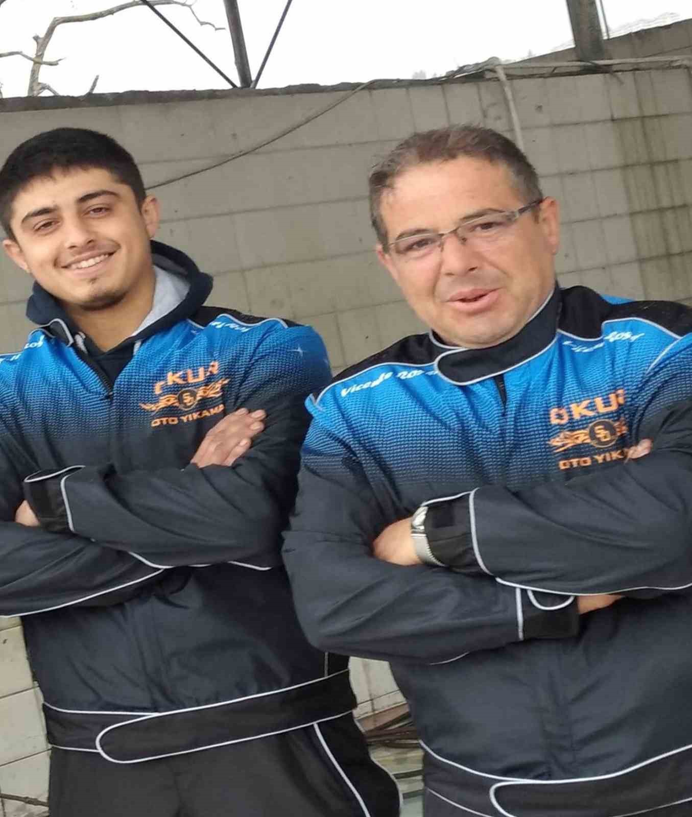 OĞLUNU KURTARMAK İSTERKEN O DA AKIMA KAPILDI: 2 ÖLÜ