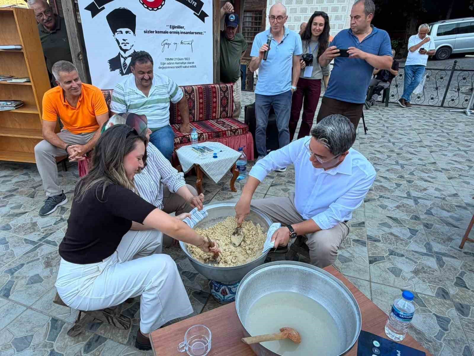 KEMALİYE HELVASI DENEYİM ATÖLYESİNDE TANITILDI
