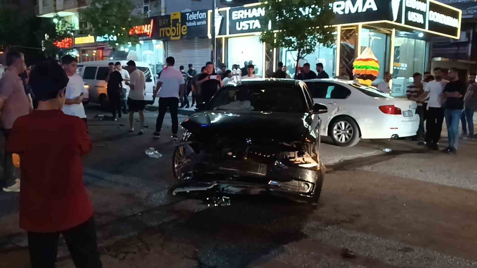 BATMAN’DA İKİ OTOMOBİL ÇARPIŞTI: 1 YARALI