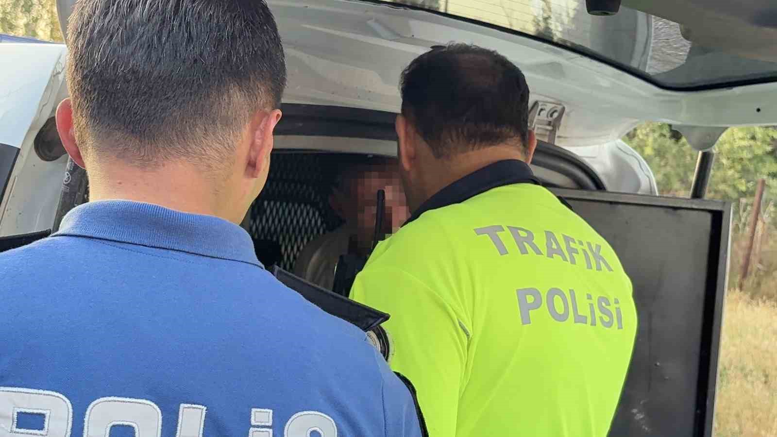 UYGULAMADA KİMLİK KONTROLÜ YAPILAN ÇOCUĞUN BABASI EKİPLERE MUKAVEMET GÖSTERDİ