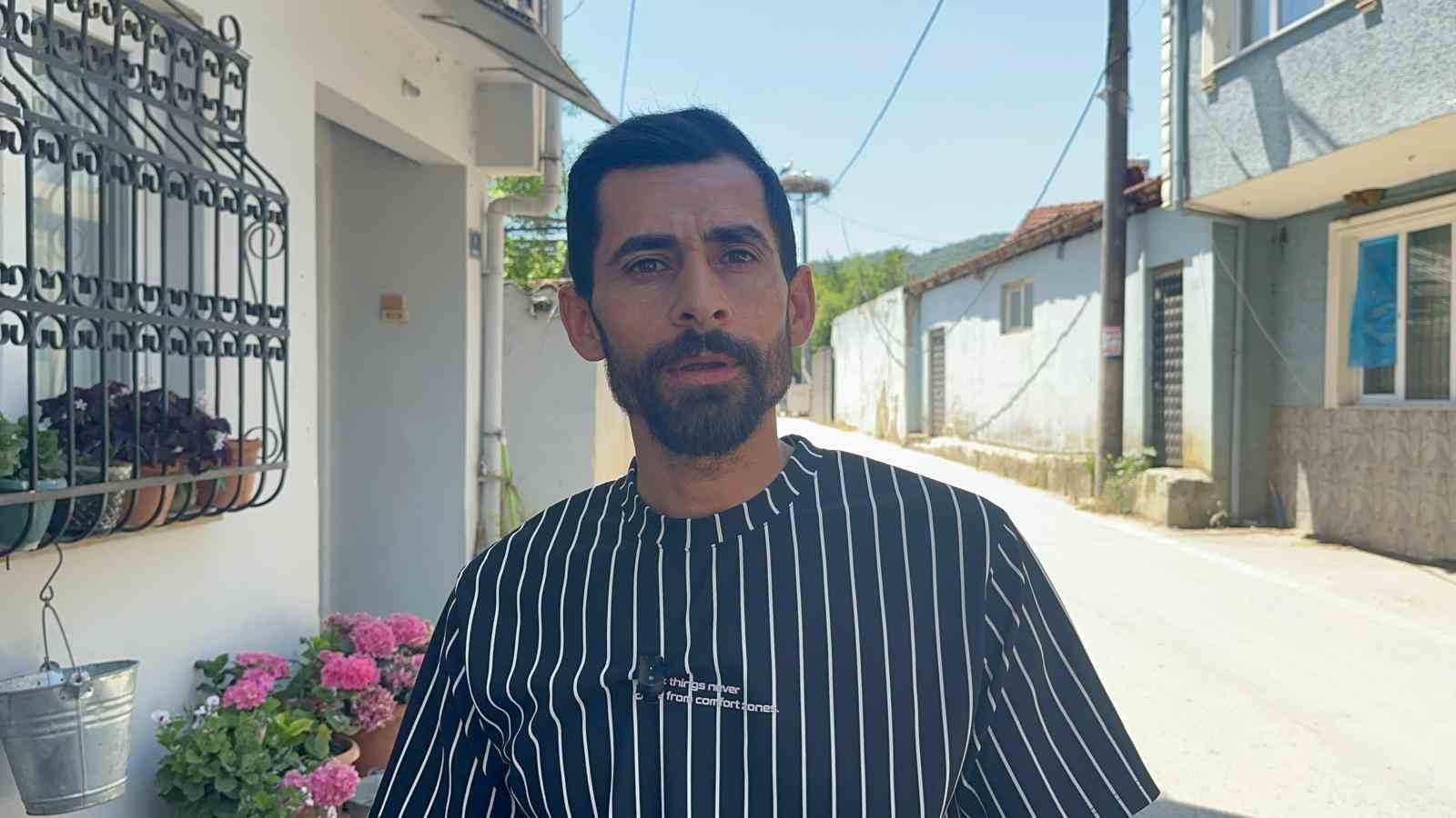 ÖLMEK ÜZEREYKEN ZEYTİNYAĞIYLA KURTARDI, 10 YILDIR YANINDAN AYRILMIYOR