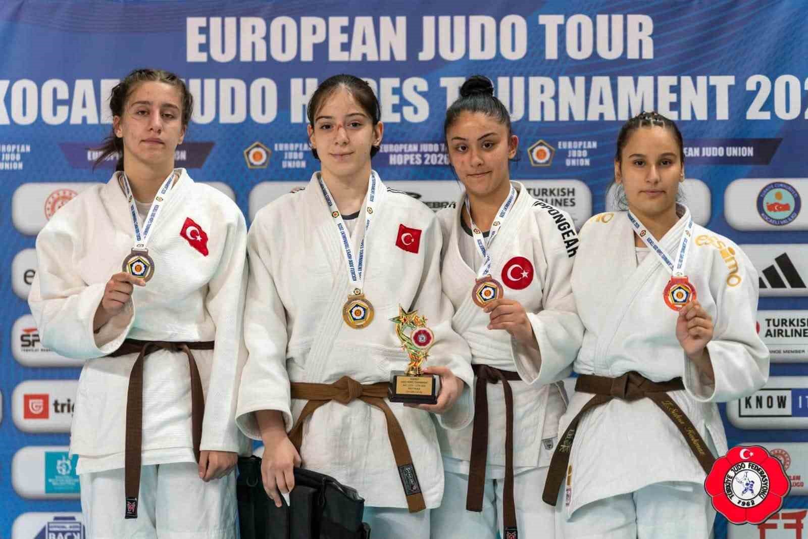 SELDA BEREN SARIKAYA, AVRUPA KUPASI ŞAMPİYONU OLDU