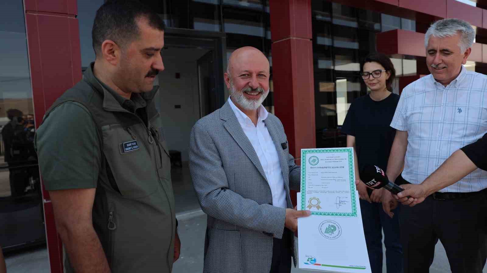BAŞKAN ÇOLAKBAYRAKDAR: "ŞEHRİMİZE BİR İLKİ DAHA KAZANDIRMANIN MUTLULUĞUNU YAŞIYORUZ"