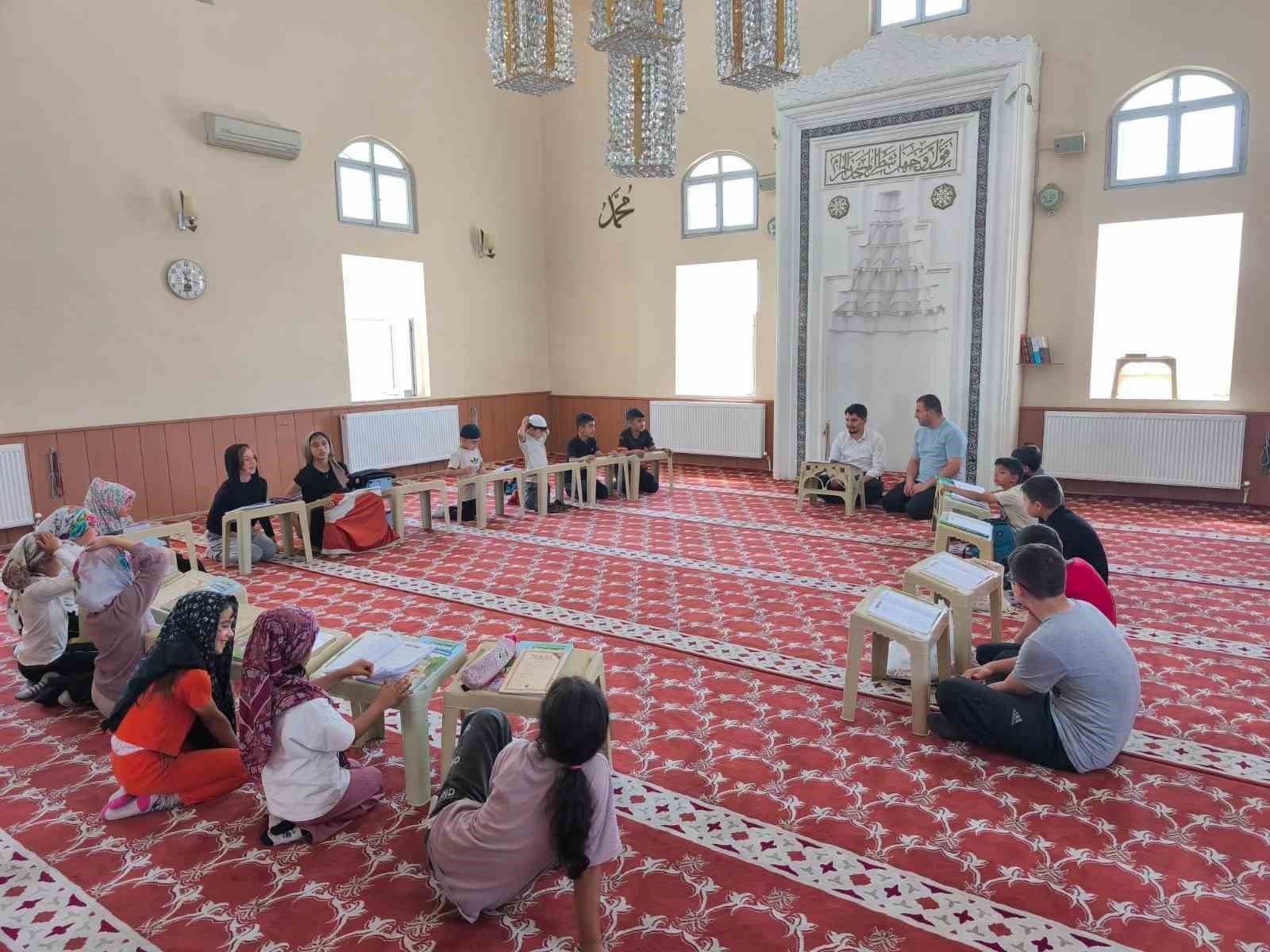 SİVRİHİSAR’DA YAZ KUR’AN KURSLARI HEYECANI BAŞLADI