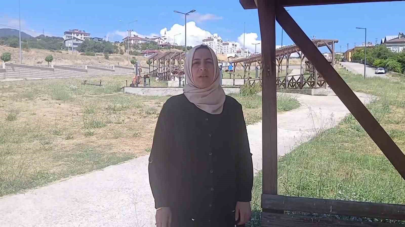 ŞOKA GİRİP KEKLİT ÇAYINA ATLAMIŞTI, ACILI ANNE İLK KEZ KONUŞTU: "KIZIMIN BİR MEZARI OLSUN"