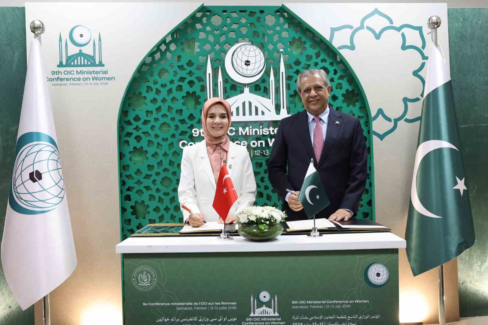 TÜRKİYE İLE PAKİSTAN ARASINDA AİLE VE SOSYAL HİZMETLER ALANINDA İŞ BİRLİĞİ ANLAŞMASI