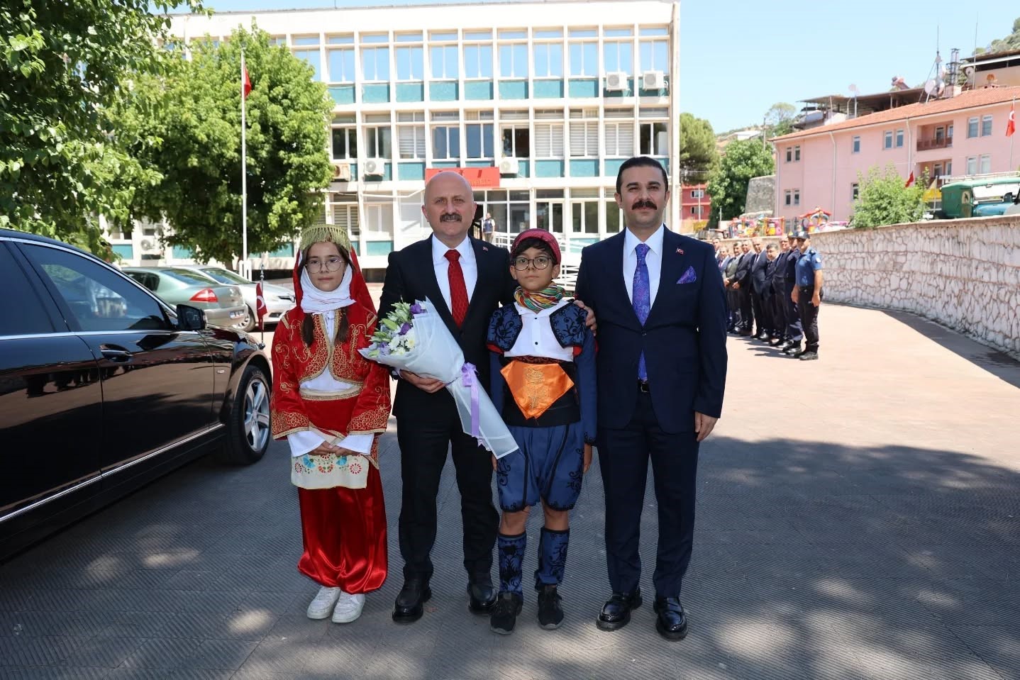 VALİ VAROL’DAN KOÇARLI’DA YOĞUN MESAİ