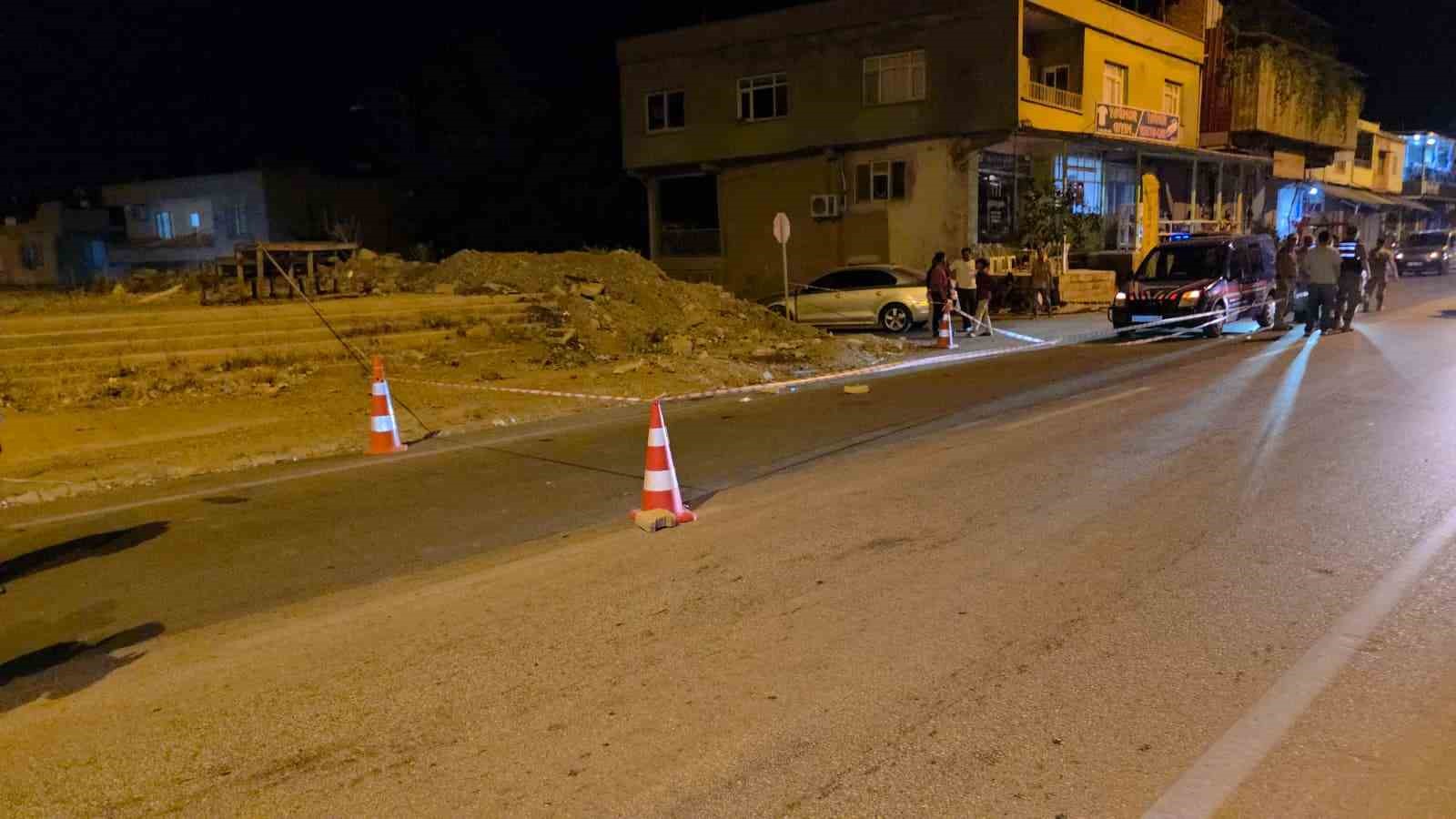 HATAY’DA SİLAHLI KAVGA KAMERADA: 2 YARALI