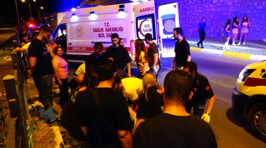 TUNCELİ’DE MOTOSİKLET KAZASI: 2 YARALI