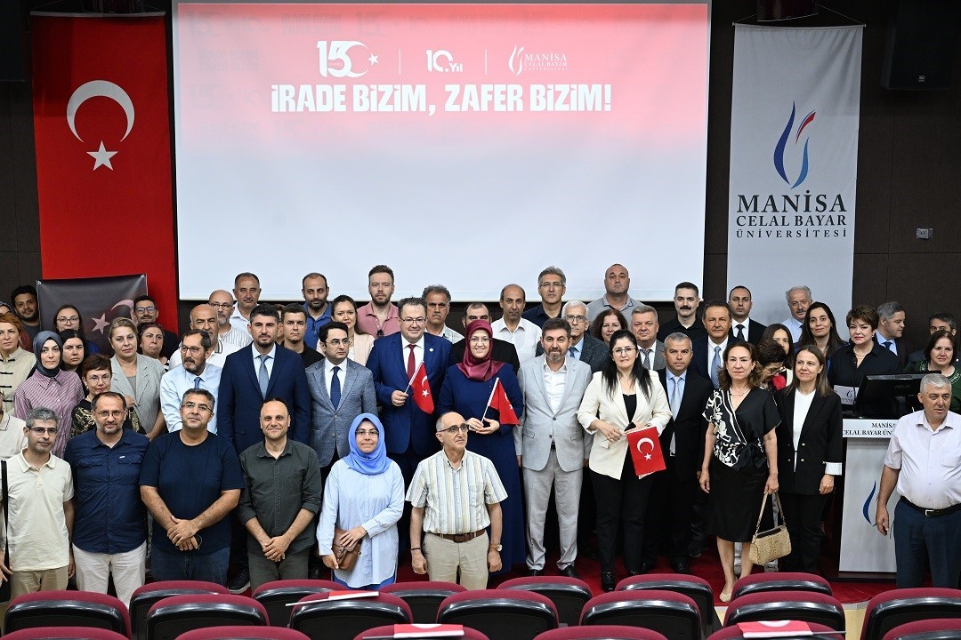 MANİSA CBÜ’DE 15 TEMMUZ ANMA PROGRAMI GERÇEKLEŞTİRİLDİ
