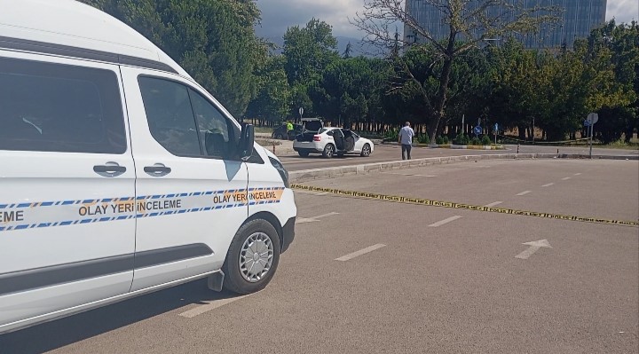 BURSA ADLİYESİ’NDE BOŞANMA DAVASI GERGİNLİĞİ: SİLAHLA ATEŞ AÇILDI, 5 GÖZALTI