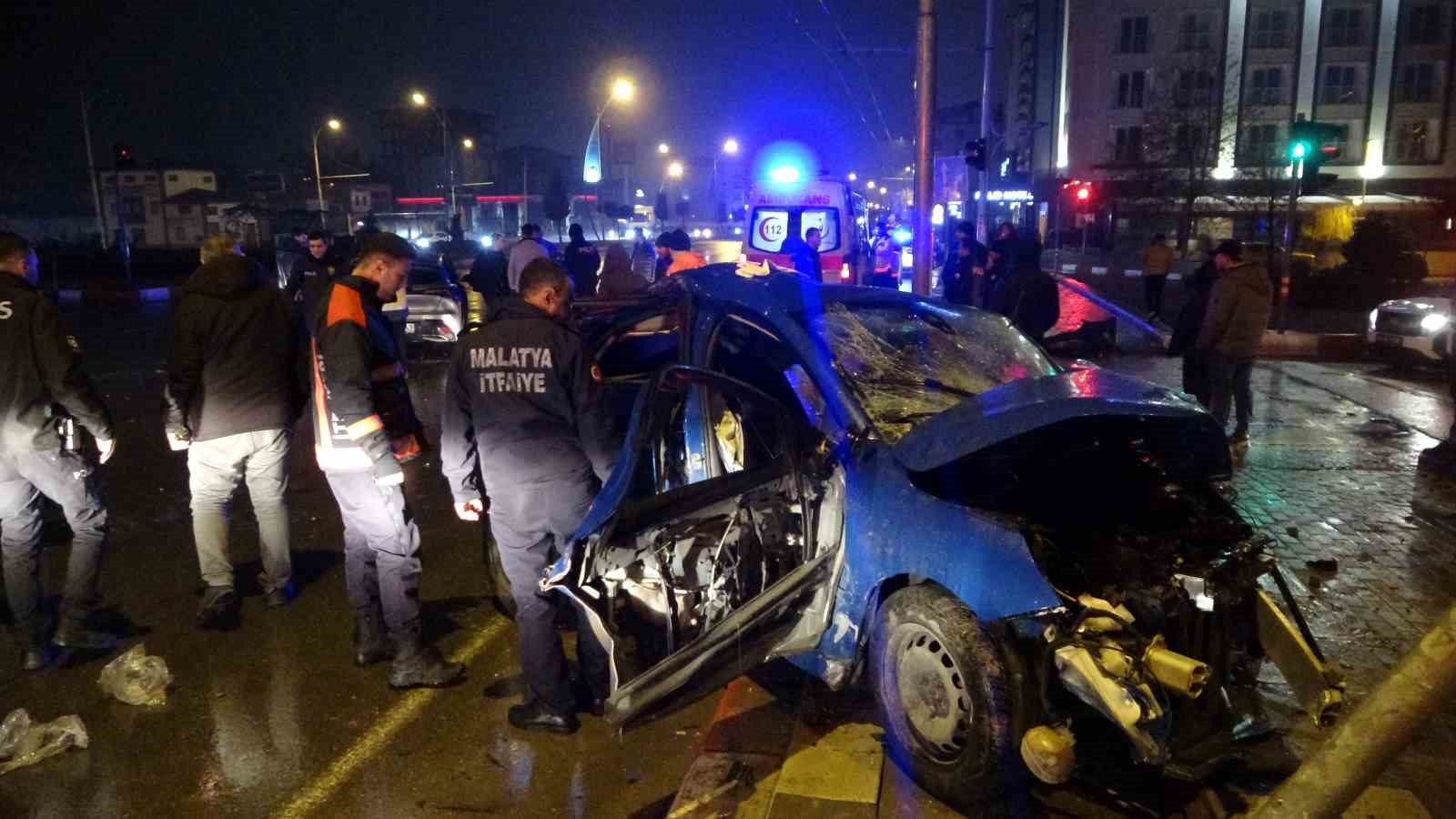 ÖLÜMLÜ TRAFİK KAZASI DAVASINDA KARAR: SANIĞA 8 YIL 3 AY HAPİS, TUTUKLAMA KARARI