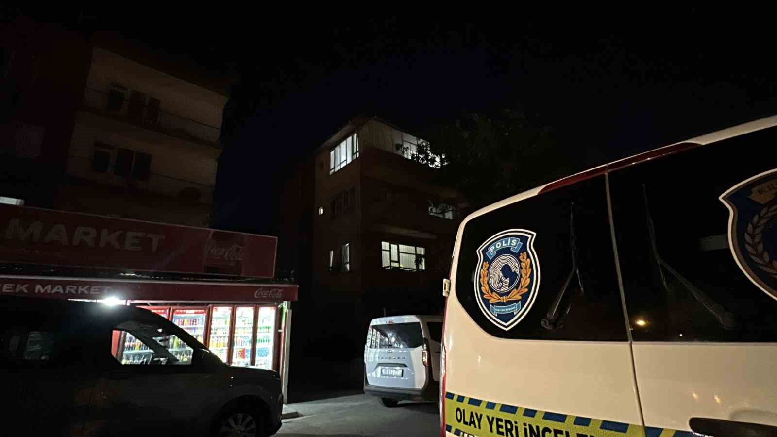 BURDUR’DA EVDEN ZİYNET EŞYASI ÇALAN HIRSIZLAR KAYIPLARA KARIŞTI