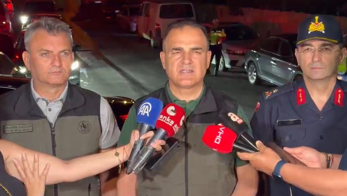 MUĞLA VALİSİ AKBIYIK: "BİN 120 KİŞİ GÜVENLİ BÖLGELERE SEVK EDİLDİ"