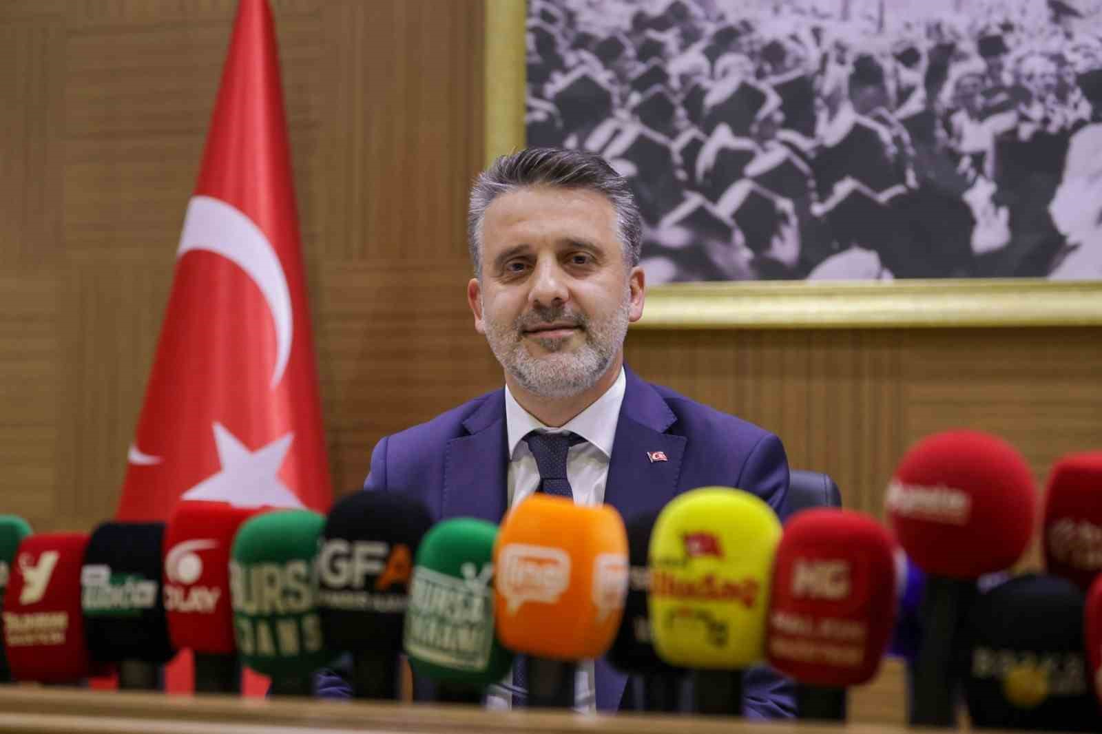 BURSA’NIN GELECEĞİNE YÖN VERECEK İKİ KRİTİK PROJE MECLİSTE SUNULDU