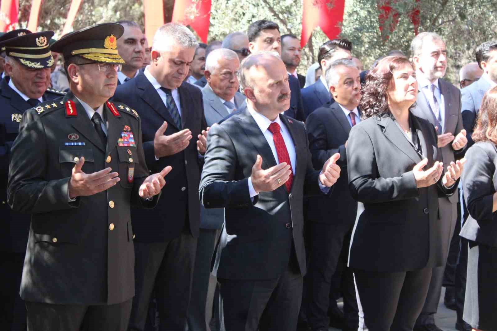 AYDIN’DA 15 TEMMUZ ŞEHİTLERİ ANILDI