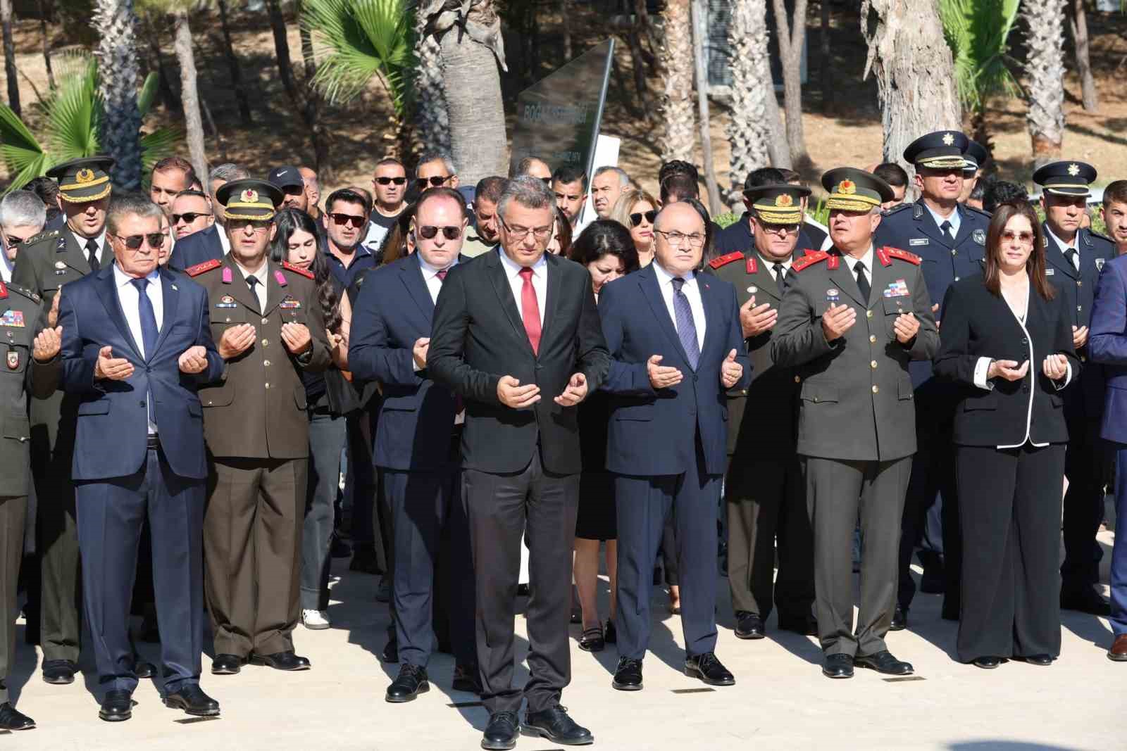 KKTC’DE 15 TEMMUZ ŞEHİTLERİ ANILDI