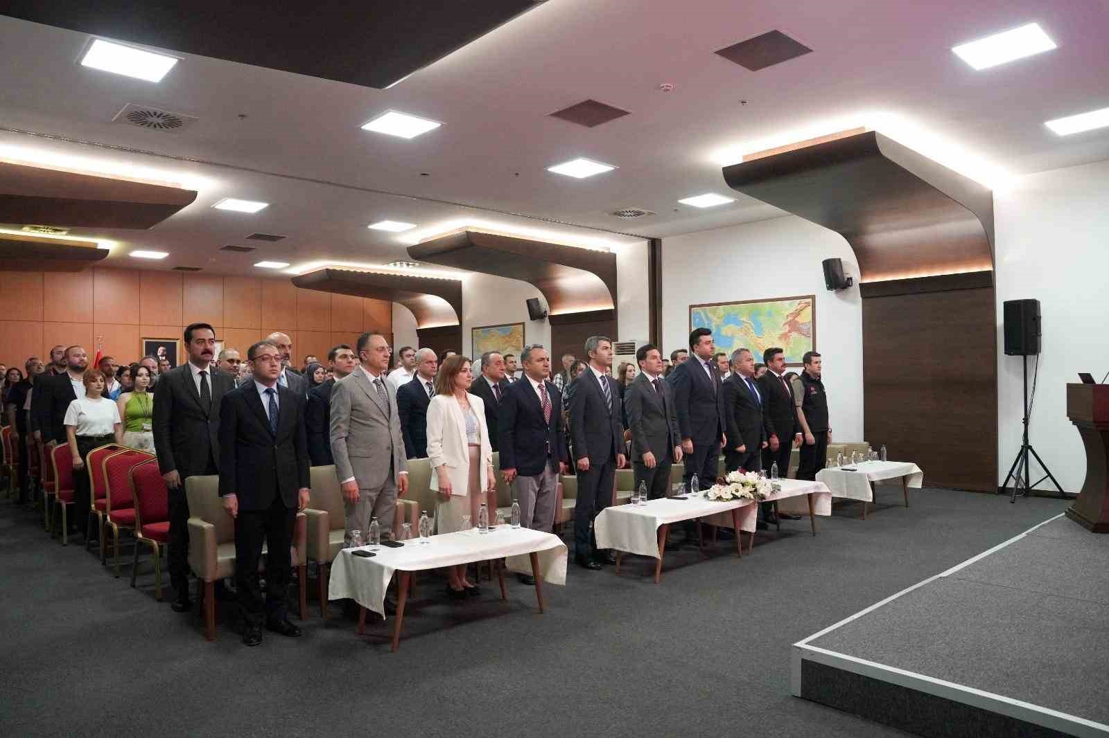 GÖÇ İDARESİ BAŞKANLIĞINDAN 15 TEMMUZ ‘İRADE BİZİM ZAFER BİZİM’ PROGRAMI