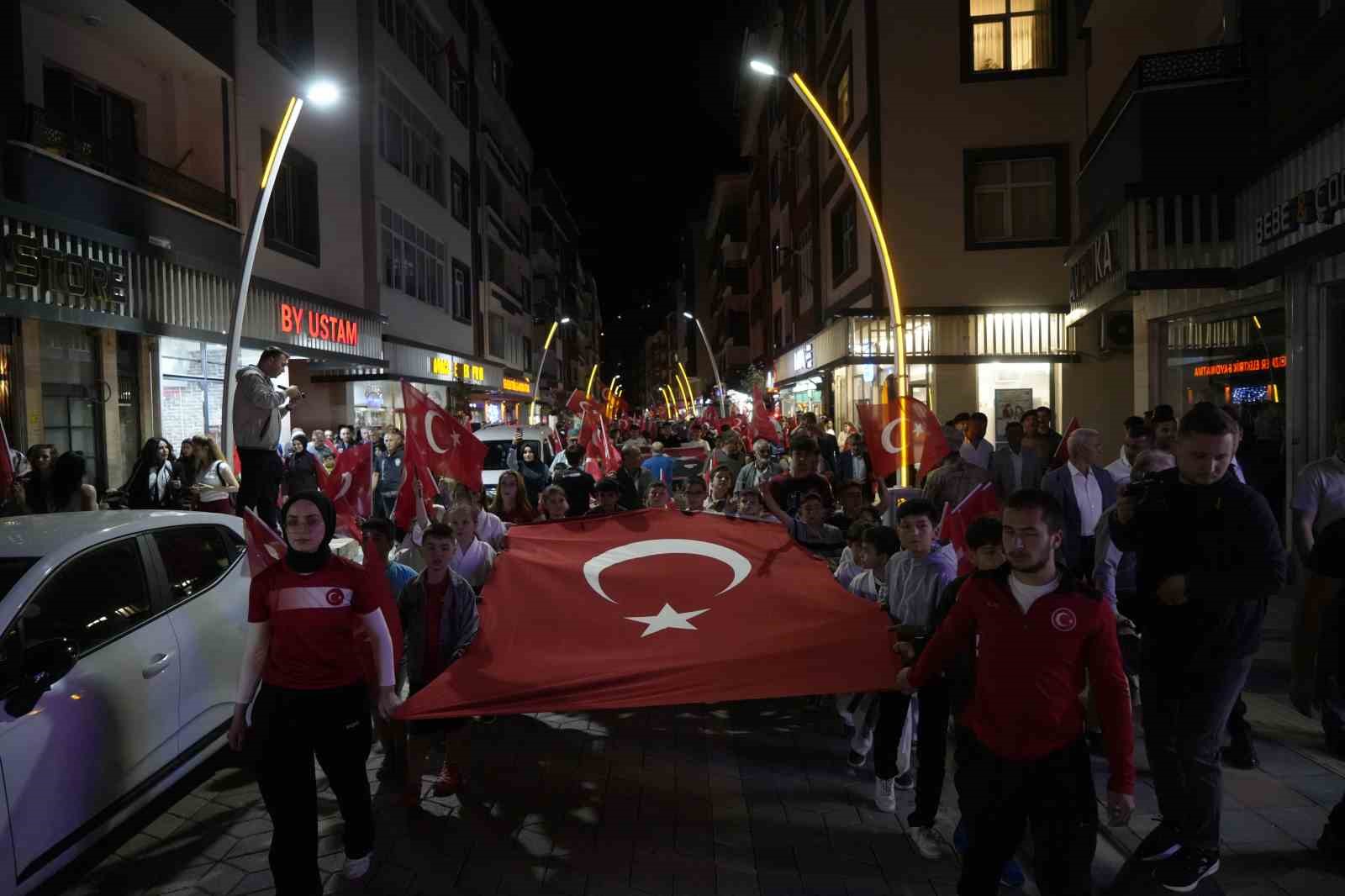 GÜMÜŞHANE’DE "15 TEMMUZ DEMOKRASİ VE MİLLİ BİRLİK GÜNÜ" ETKİNLİKLERİ