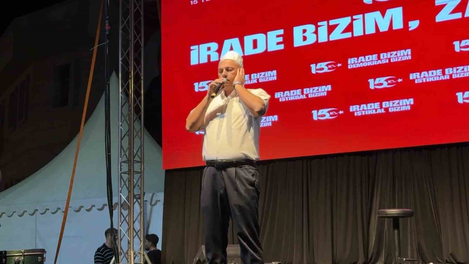 BURSA’DA 15 TEMMUZ PROGRAMI UĞUR IŞILAK KONSERİYLE SON BULDU