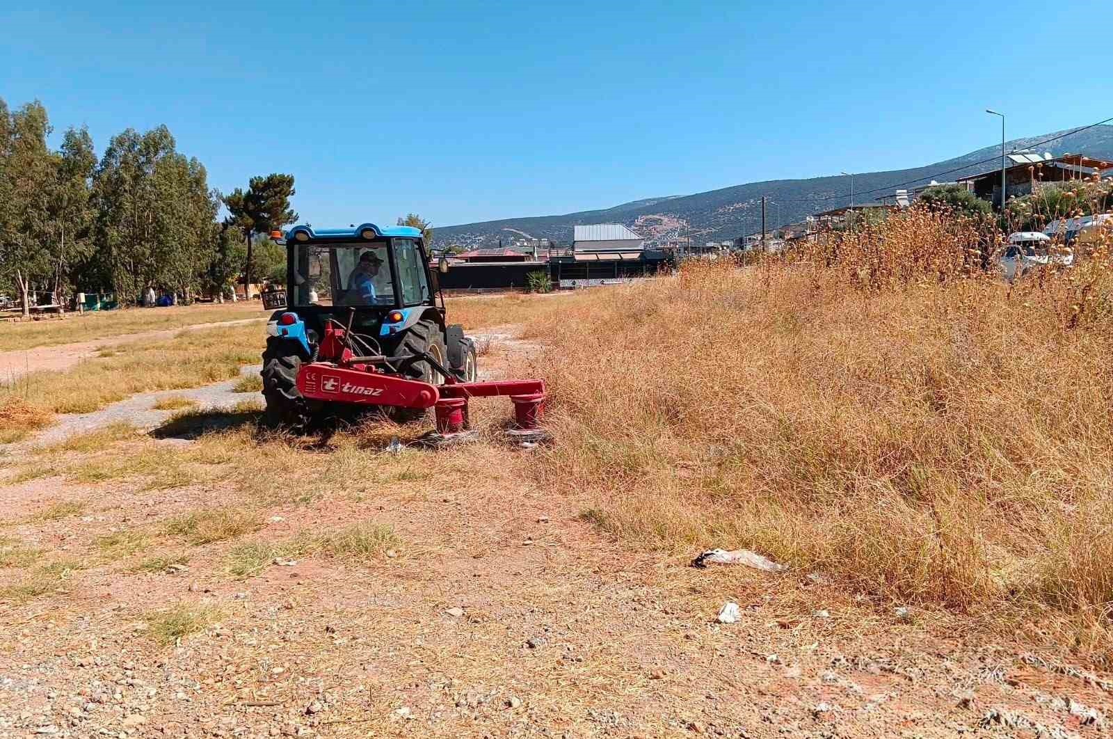 DİDİM BELEDİYESİ KENT GENELİNDEKİ BAKIM ÇALIŞMALARINI ARALIKSIZ SÜRDÜRÜYOR