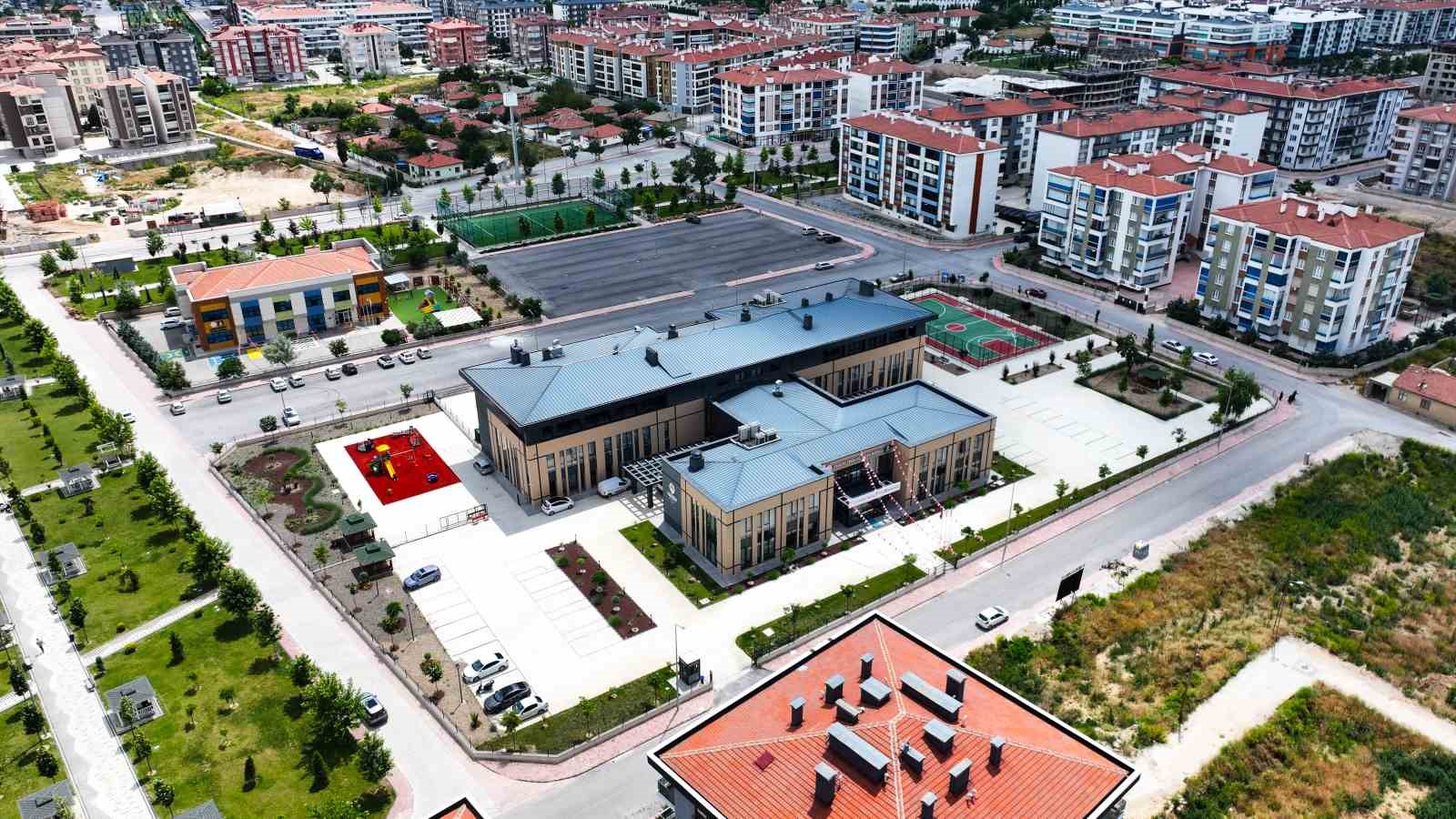 TÜRKİYE’NİN EN BÜYÜĞÜ, KARATAY ENGELLİ AKTİF YAŞAM MERKEZİ AÇILDI
