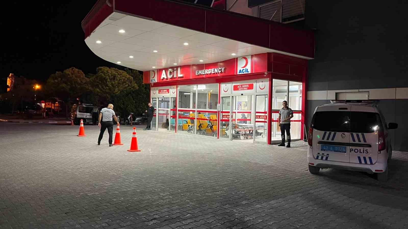 KARAPINAR’DA MOTOSİKLET İLE OTOMOBİL ÇARPIŞTI: 2 YARALI