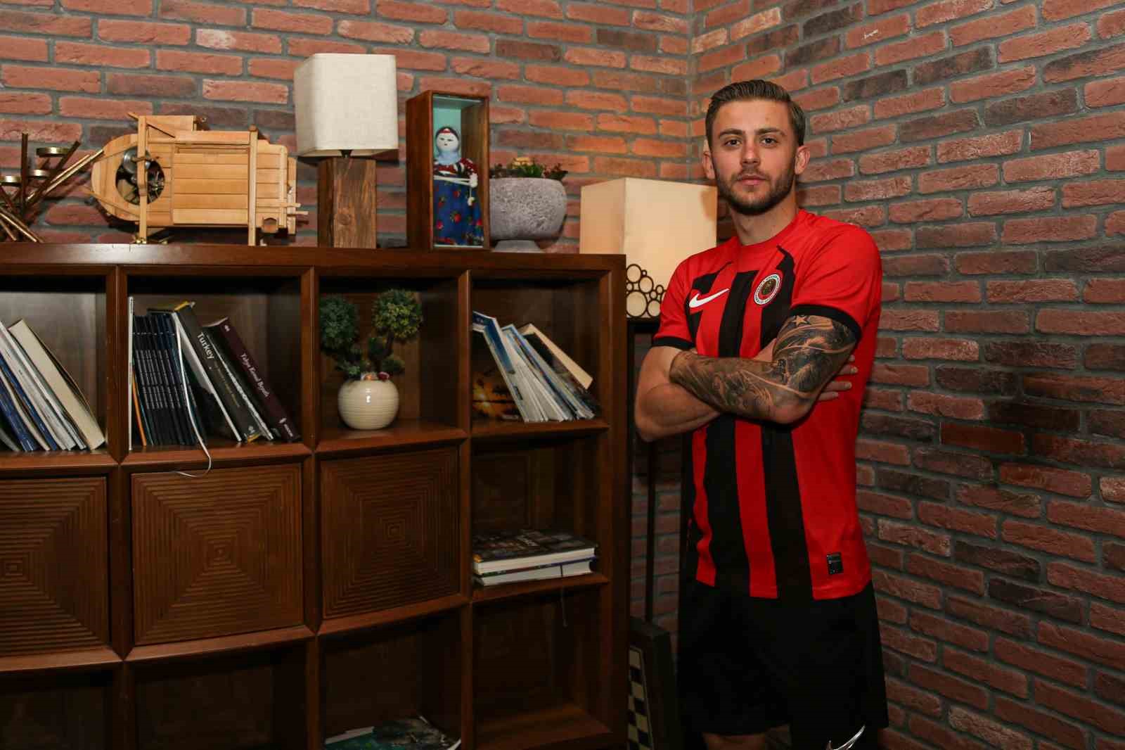 ZAFER GÖKTUĞ ERDEM YENİDEN GENÇLERBİRLİĞİ’NDE