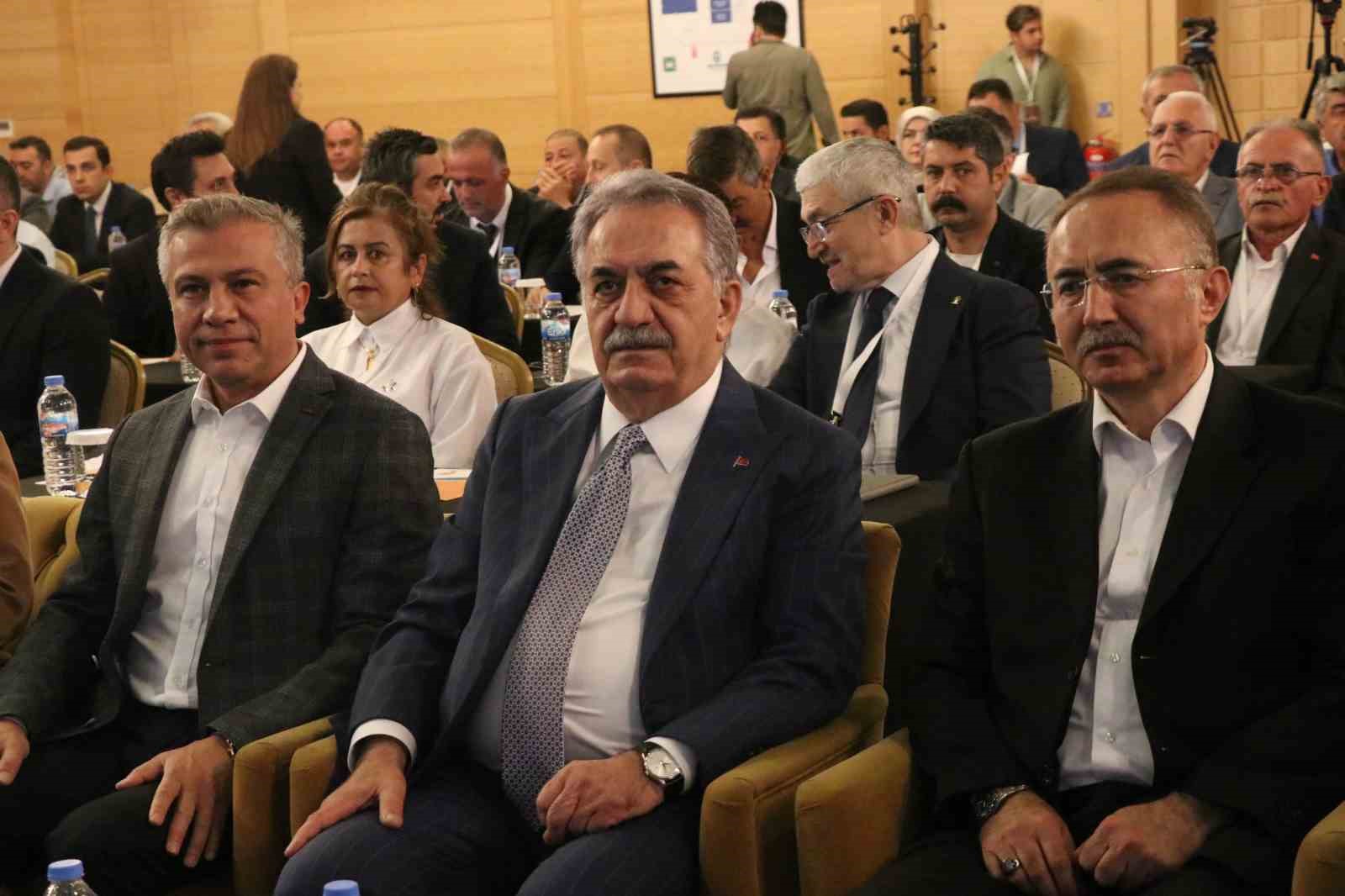 AK PARTİ GENEL BAŞKAN YARDIMCISI YAZICI, "MEVCUT ANAYASA YAMALI BOHÇAYA DÖNÜŞMÜŞ"