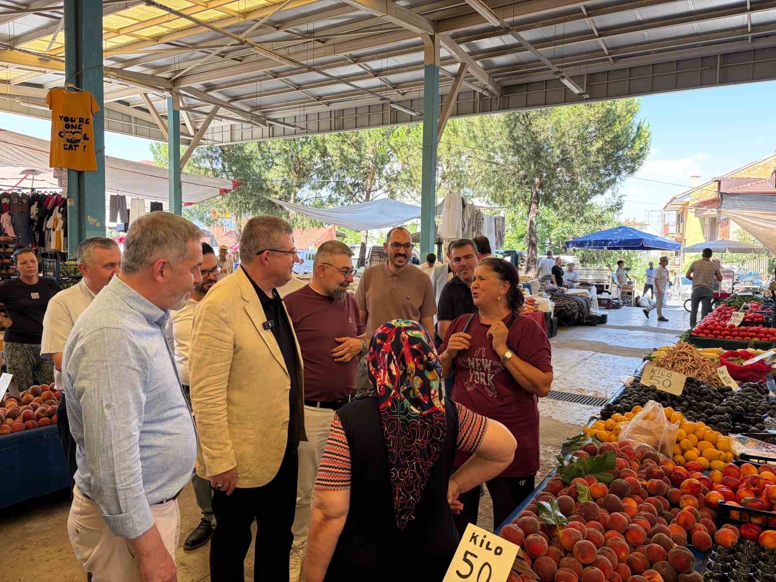 DENİZLİ AK PARTİ KAYIHAN PAZARININ NABZINI TUTTU
