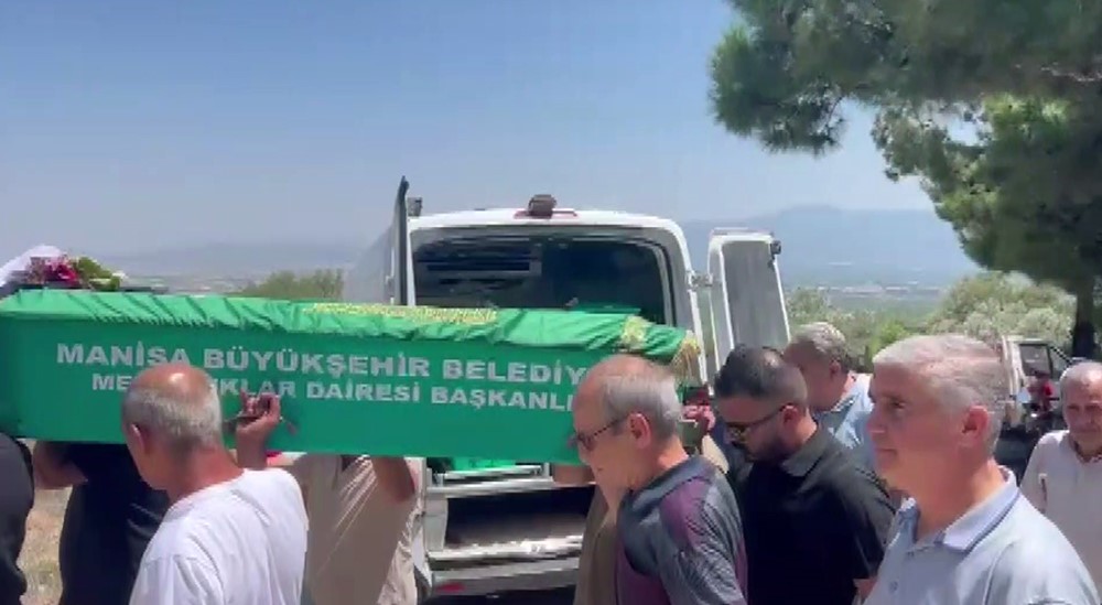 CİNAYET KURBANI KIZ 17 YIL SONRA TOPRAĞA VERİLDİ