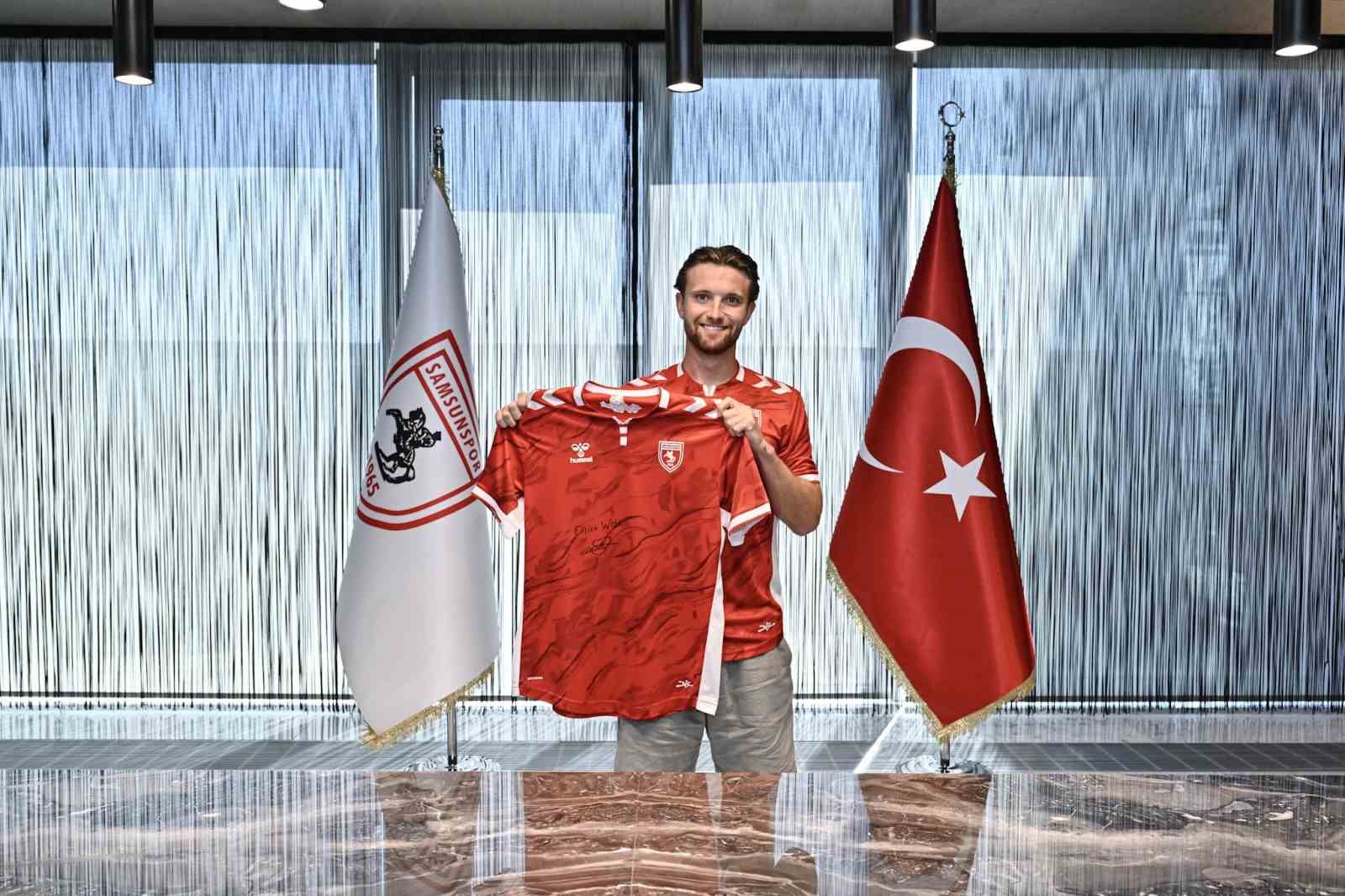 SAMSUNSPOR, ELLİOT WATT’I 4 YILLIĞINA KADROSUNA KATTI