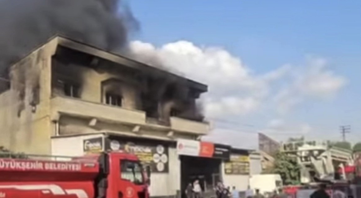 GAZİANTEP’TE İŞ YERİ YANGINI
