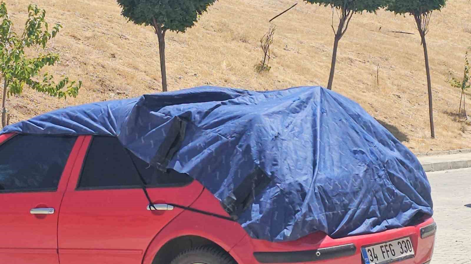 ELAZIĞ’DA ARAÇ SAHİPLERİNDEN GÜNEŞE KARŞI ÖNLEM