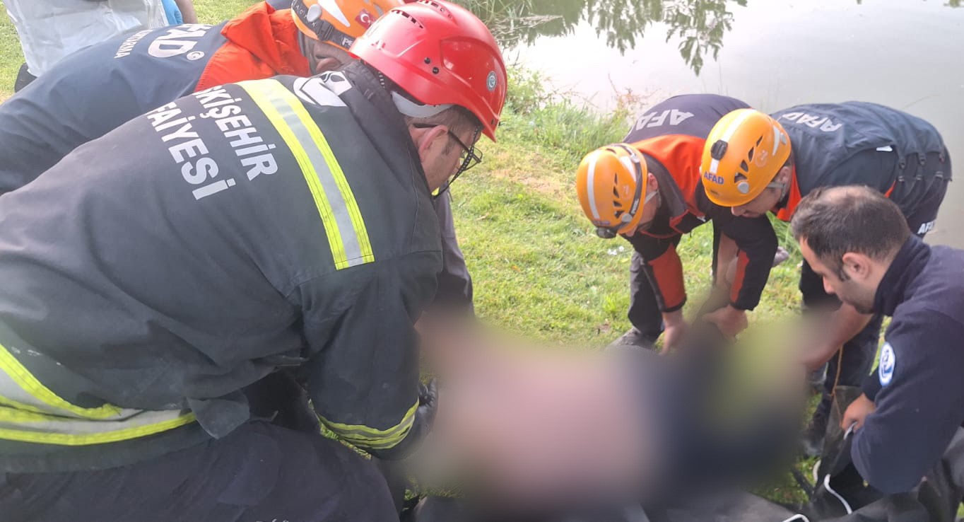 PORSUK ÇAYI’NDA HAREKETSİZ HALDE BULUNAN KADIN HAYATINI KAYBETTİ