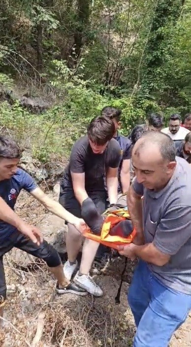 OSMANİYE’DE İÇME SUYU ÇALIŞMASINDA DÜŞEN İŞÇİ YARALANDI