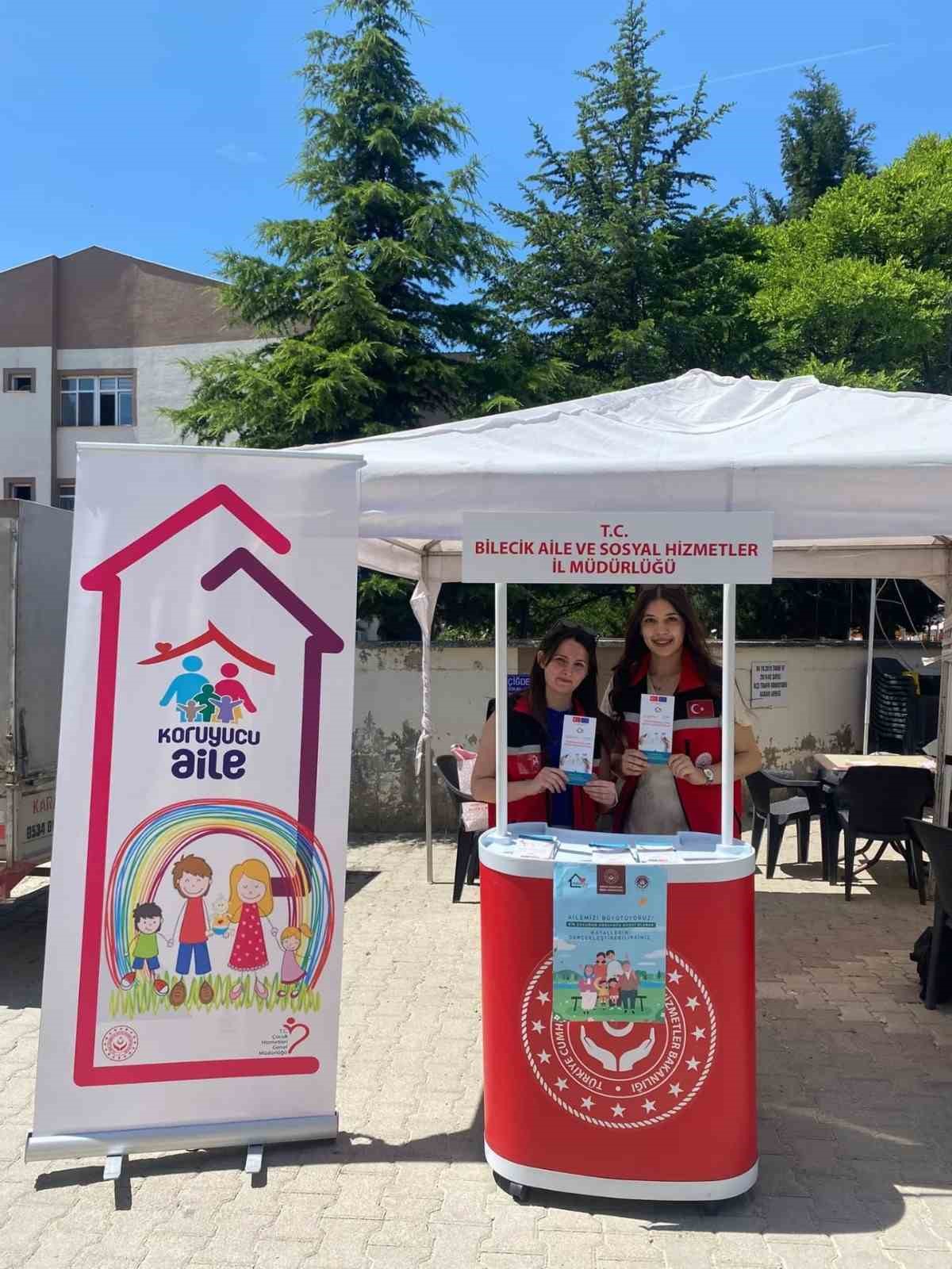 BİLECİK’TE KORUYUCU AİLE TANITIM STANDI AÇILDI