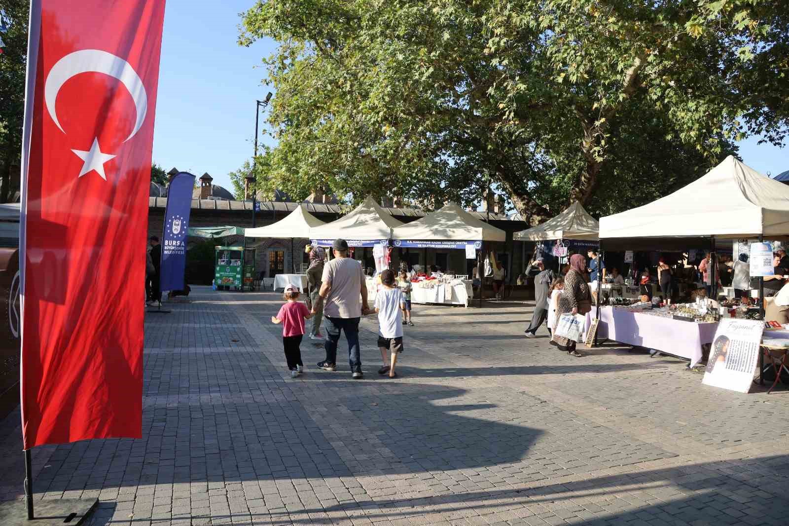 "MEYDAN KADINLARIN" PAZARINA BÜYÜK İLGİ