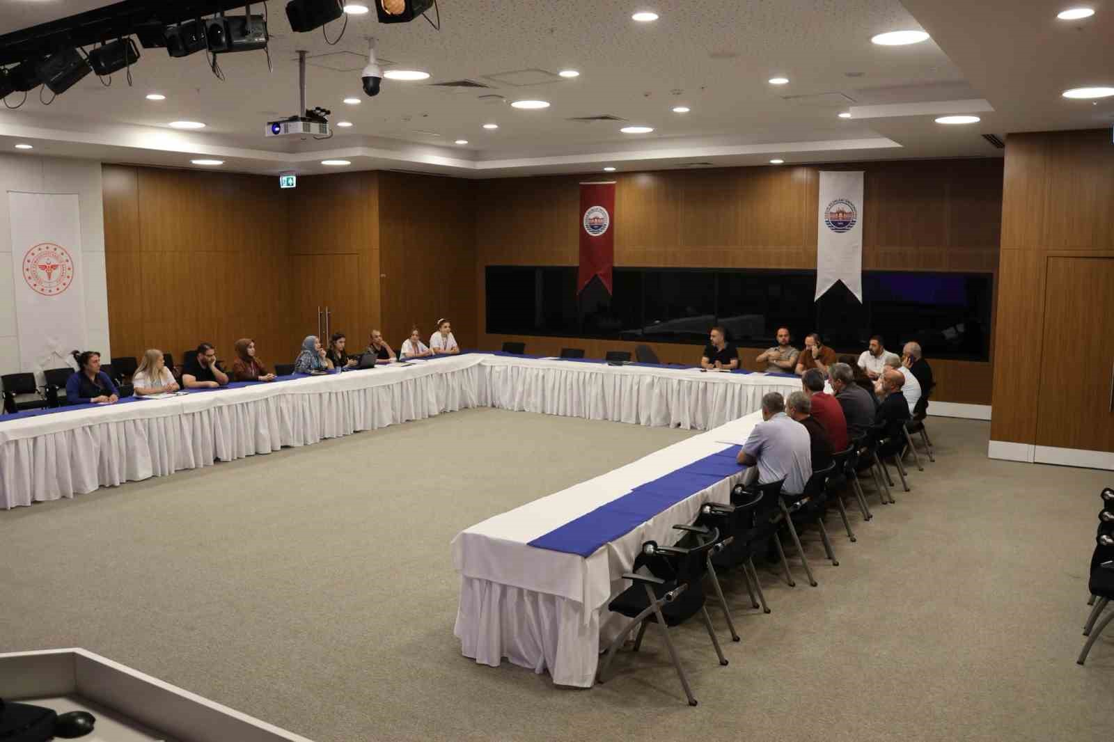 FETHİ SEKİN ŞEHİR HASTANESİ’NDE ÇALIŞAN MEMNUNİYETİ ELE ALINDI