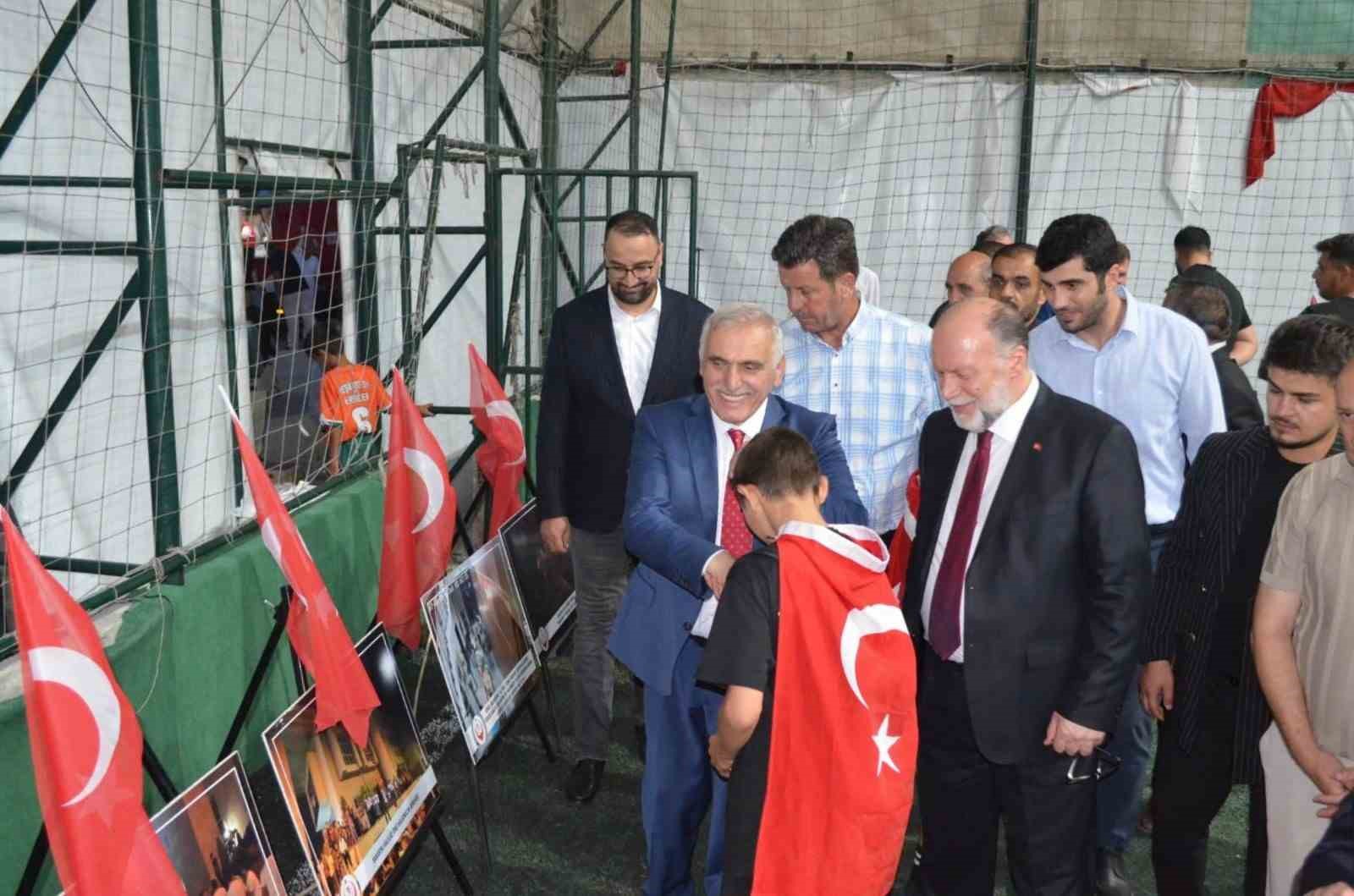 15 TEMMUZ’UN KAHRAMANLIK DESTANI YENİ NESİLLERE AKTARILIYOR