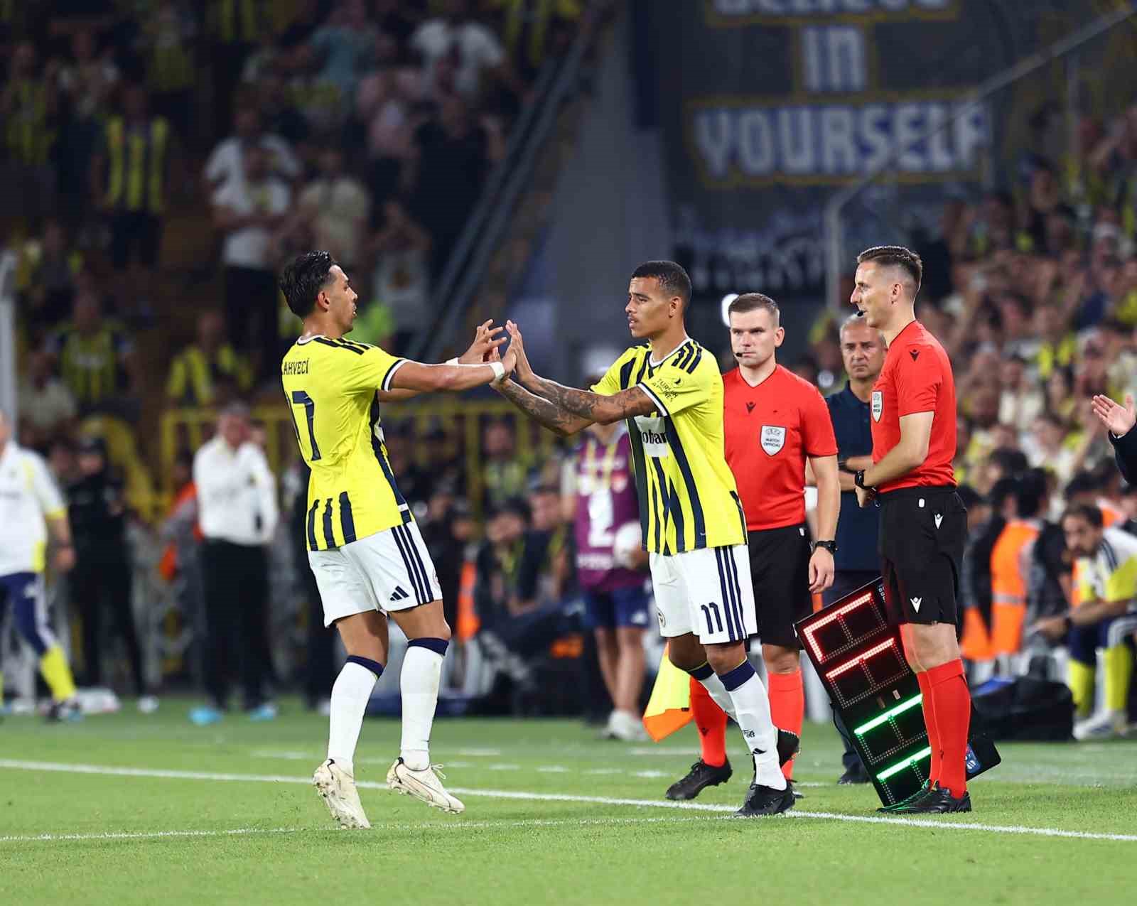 GREENWOOD, İLK KEZ FENERBAHÇE FORMASI GİYDİ