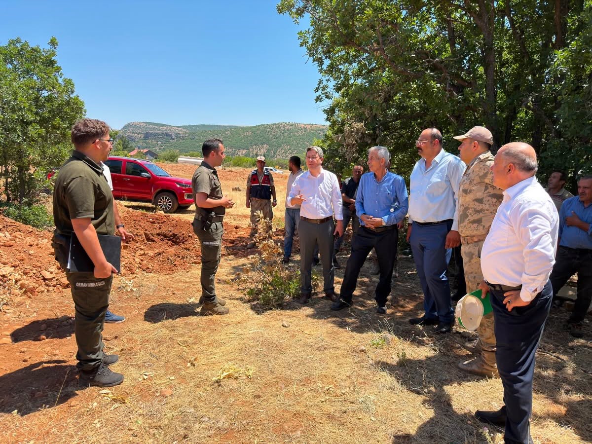 KEMALİYE’DEKİ ARAZİ YANGINI KONTROL ALTINA ALINDI