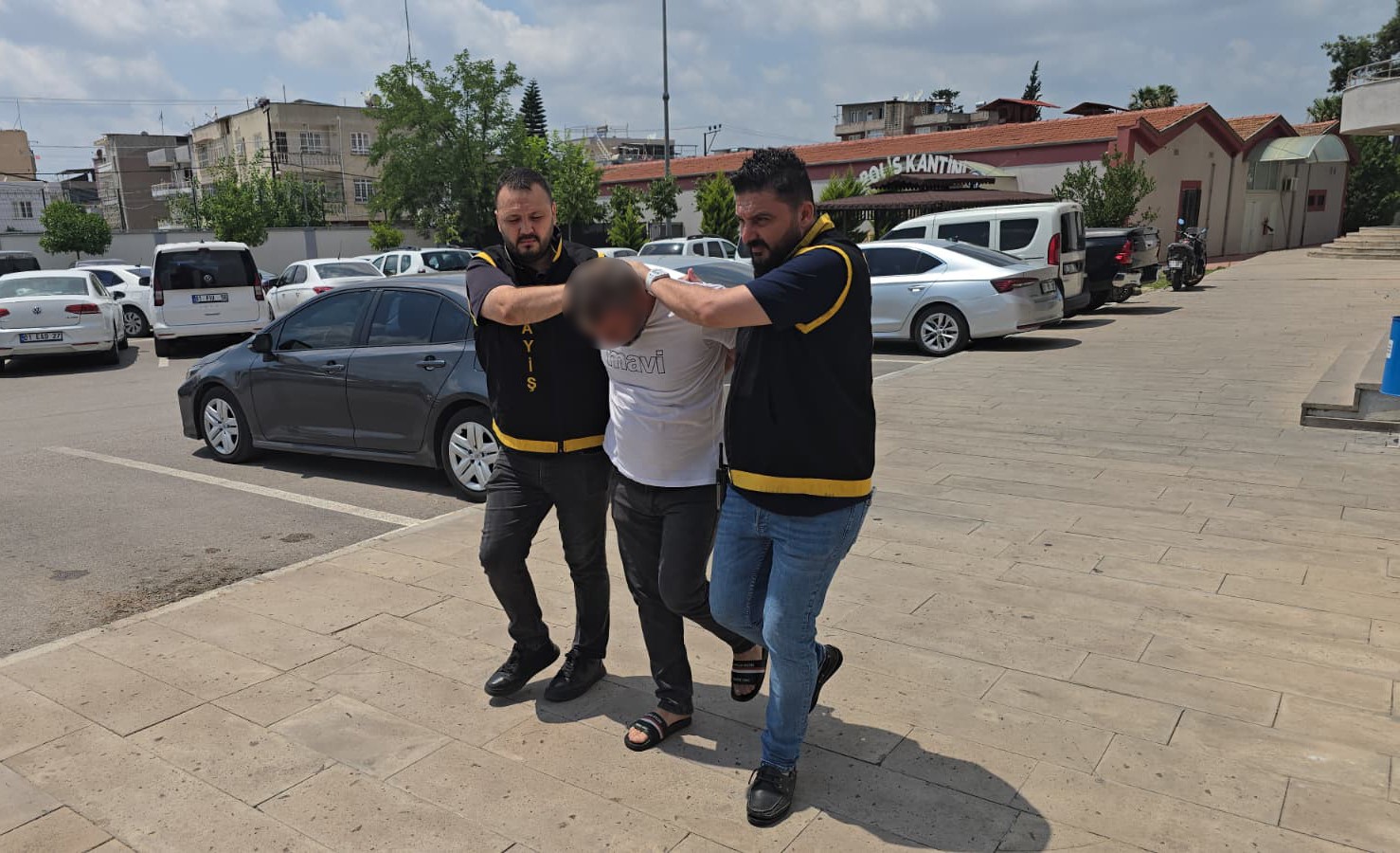 ARKADAŞININ 12 YAŞINDAKİ ÇOCUĞUNA YANKESİCİLİK YAPTIRDI