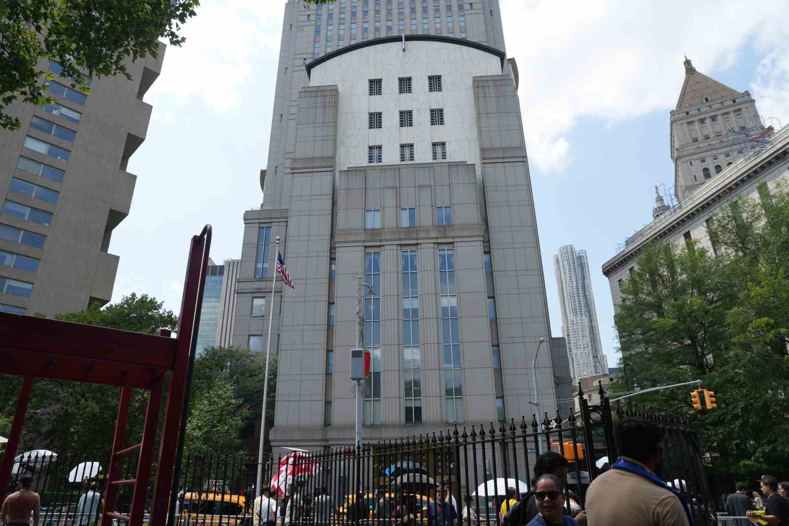 MADURO VE EŞİ, NEW YORK’TA HAKİM KARŞISINA ÇIKTI