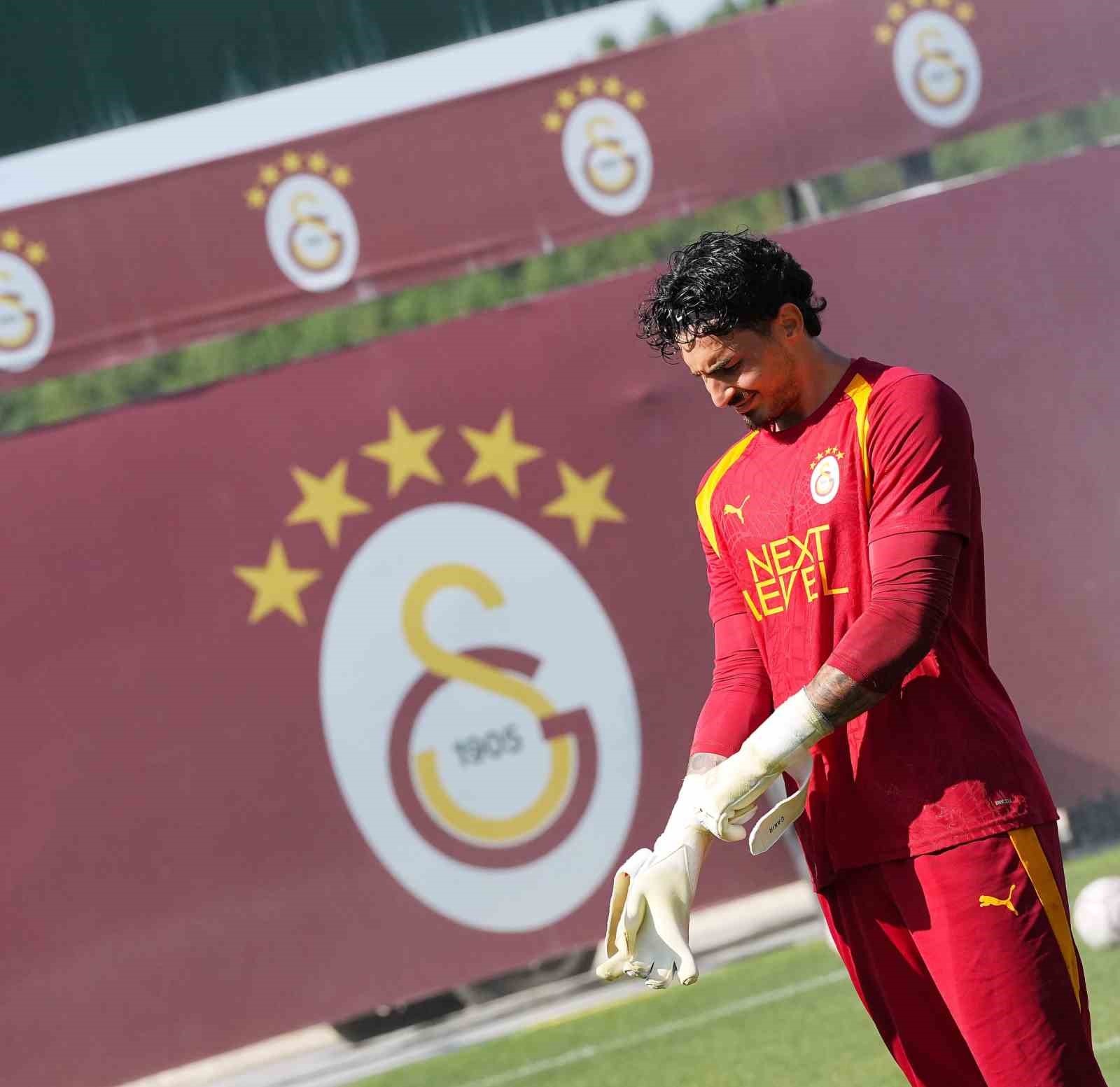 GALATASARAY, GÜNÜ ÇİFT ANTRENMANLA TAMAMLADI