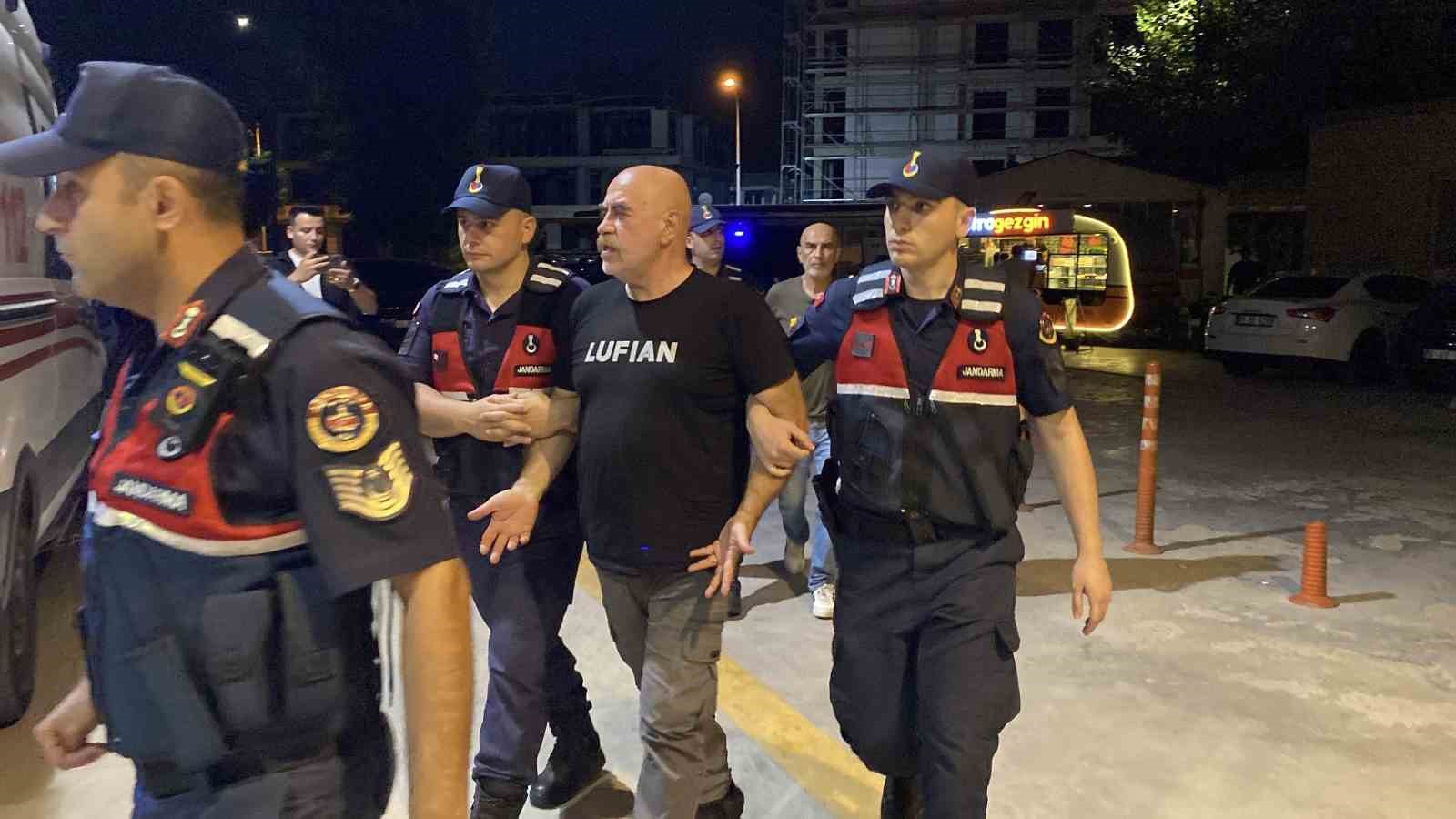 ÜNLÜ YÖNETMEN VE KARDEŞİ BURSA’DA UYUŞTURUCU OPERASYONUNDA GÖZALTINA ALINDI