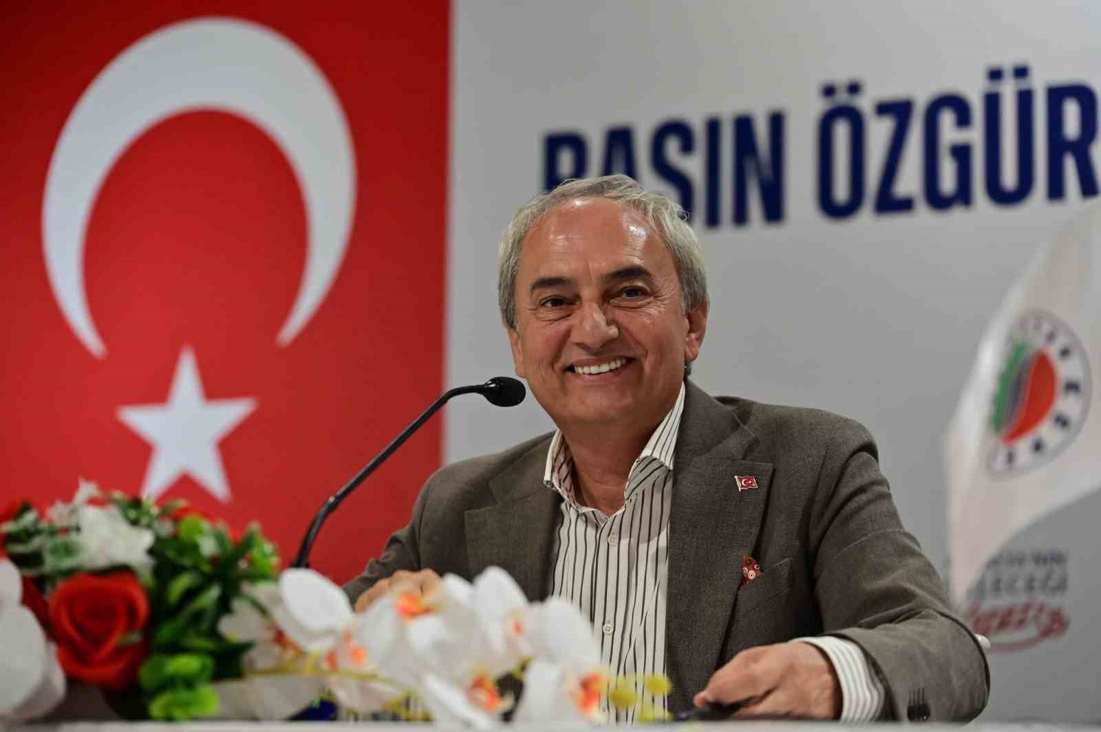 KEPEZ BELEDİYE BAŞKANI KOCAGÖZ’DEN YENİ PARTİ CEVABI