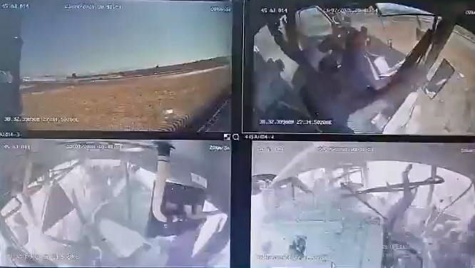 11 KİŞİNİN YARALANDIĞI ÖZEL HALK OTOBÜSÜ KAZASININ GÖRÜNTÜLERİ ORTAYA ÇIKTI