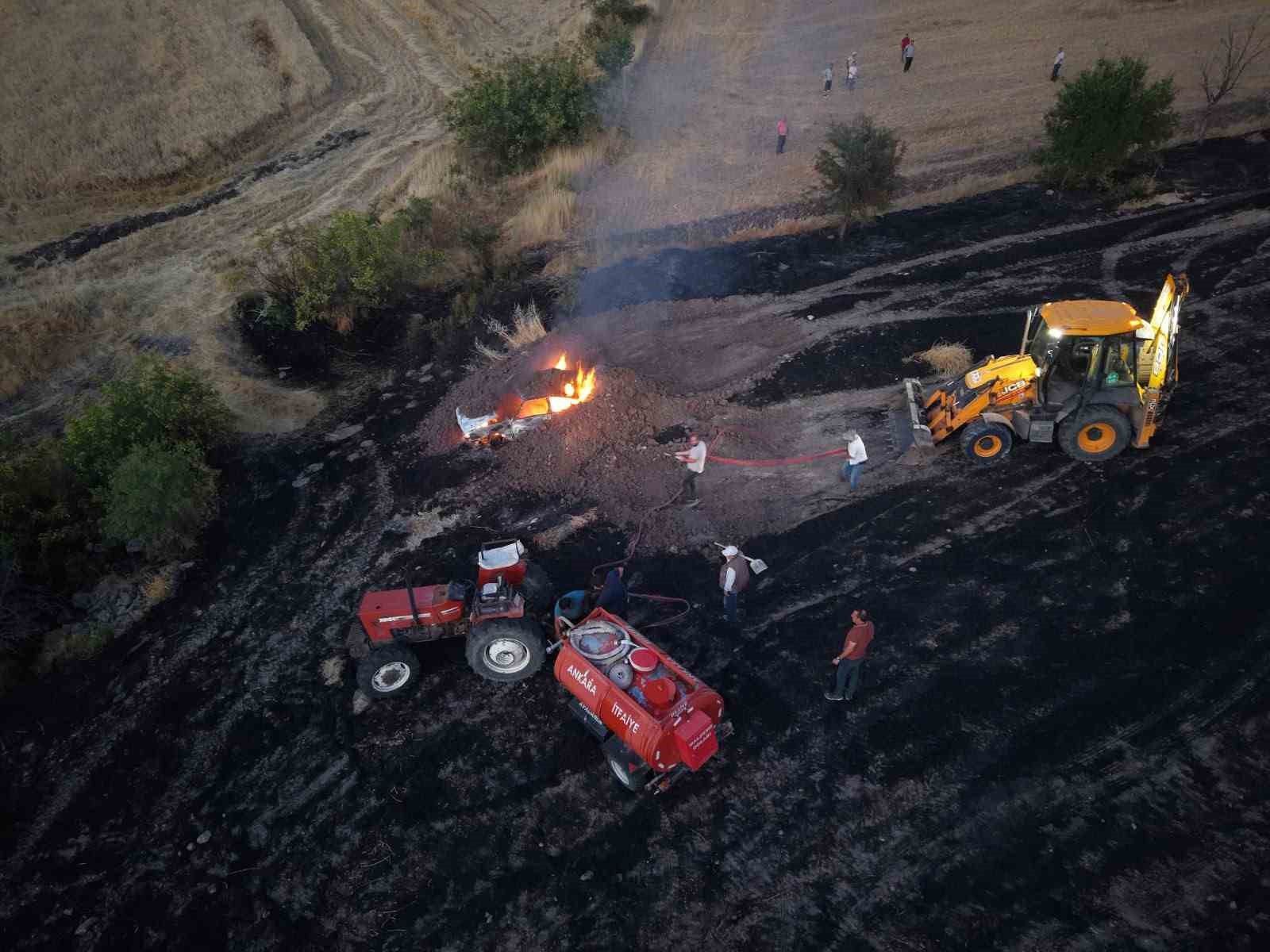 ANKARA’DA ARACIN ALEV ALMASI İLE ÇIKAN YANGIN SÖNDÜRÜLDÜ