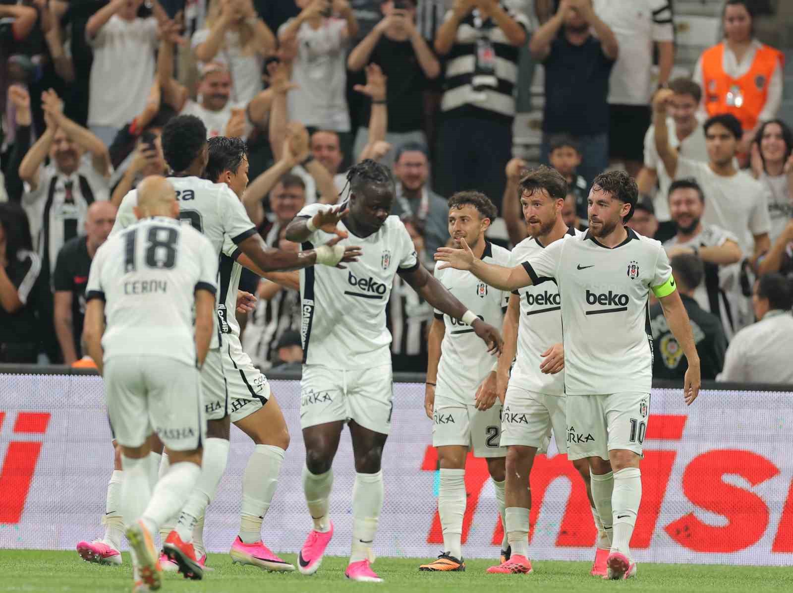 BEŞİKTAŞ YENİ SEZONA GALİBİYETLE BAŞLADI